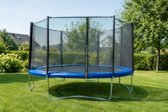 Gartentrampolin kaufen: Modelle, Größen & Ausstattung