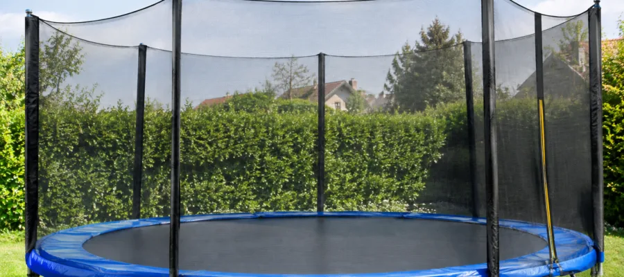 Trampolin-Challenge fuer Kinder: Kreative Aufgaben zum Mitmachen und Bewerten