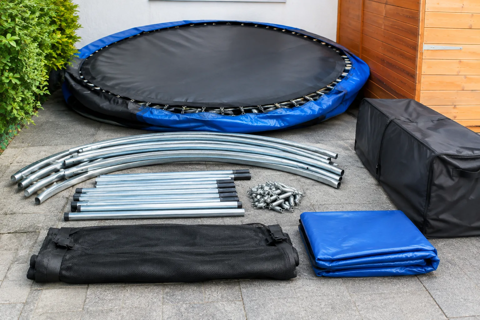Trampolin abbauen und lagern: So bleiben die Bauteile geschuetzt